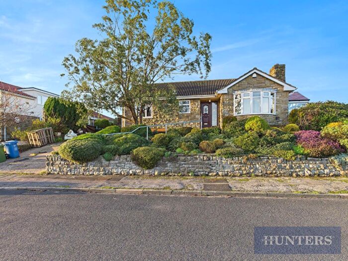 2 Bedroom Detached Bungalow For Sale In Lancaster Way, Scalby, Scarborough, YO13