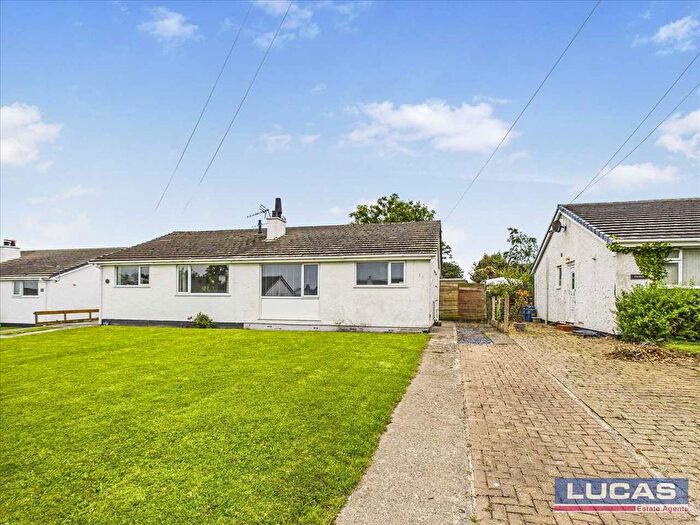 2 Bedroom Semi-Detached Bungalow For Sale In Lon Llwyd, Pentraeth, LL75