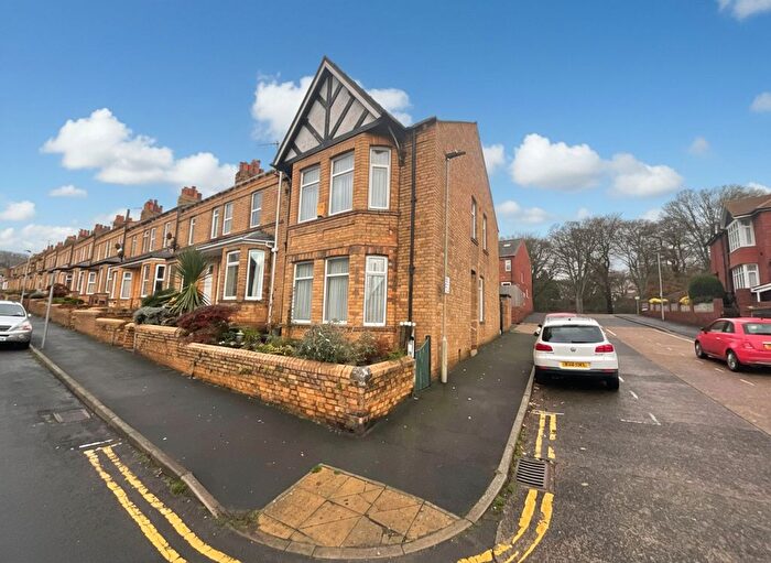 3 Bedroom End Terrace House For Sale In Mayville Avenue, Scarborough, YO12