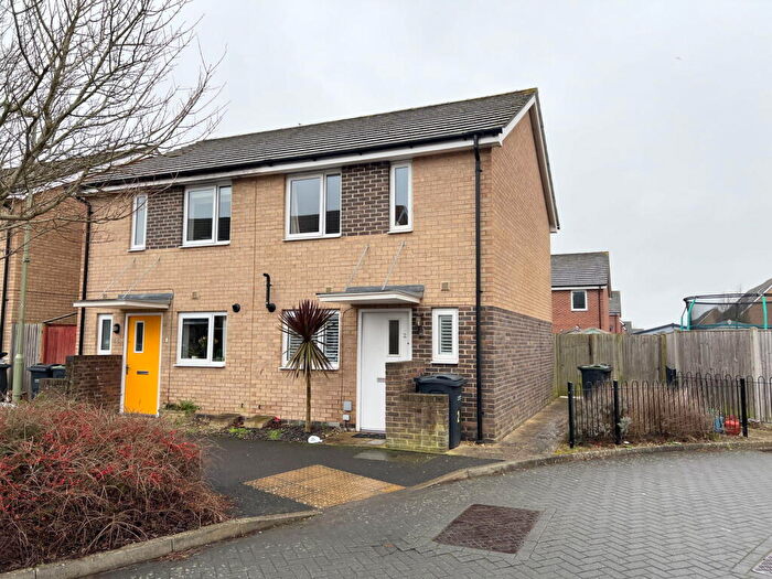 2 Bedroom Semi Detached House For Sale In Solebay Way, Alver Village, Gosport, PO13