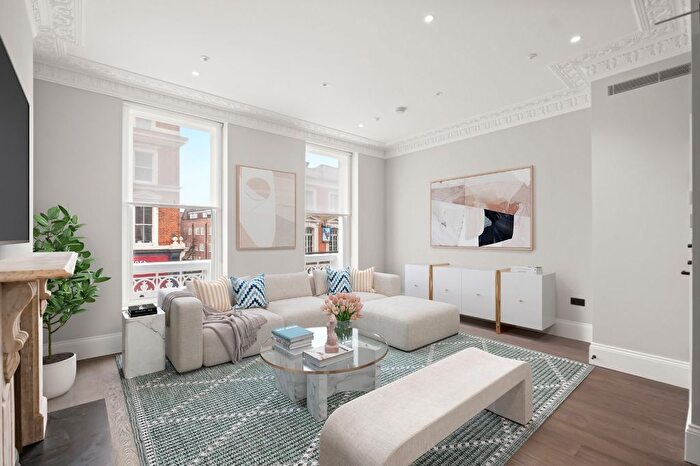 3 Bedroom Flat To Rent In Clifton Road, Little Venice, W9