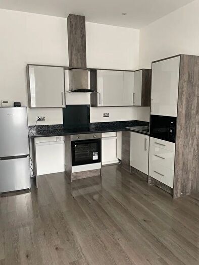 1 Bedroom Flat To Rent In High Street, Brentwood, CM14