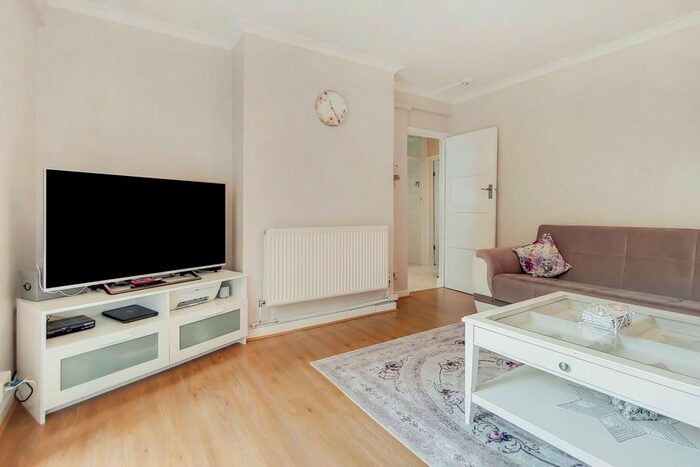 1 Bedroom Flat To Rent In Geffrye Estate, Dalston, London, N1