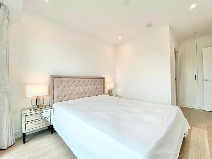 1 Bedroom Apartment To Rent In Royal Eden Docks, Custom House, E16