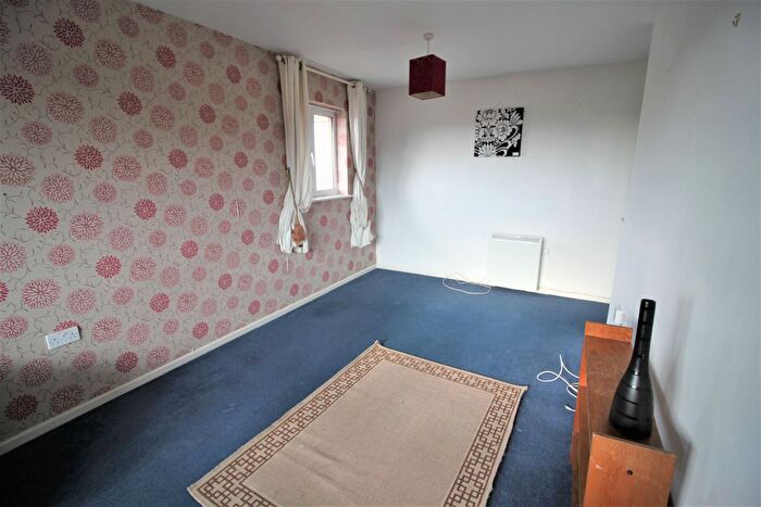 2 Bedroom Flat To Rent In Hudson Way, London, N9