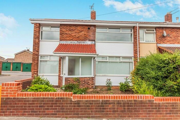3 Bedroom Terraced House To Rent In Longfellow Walk, Hartlepool, TS25