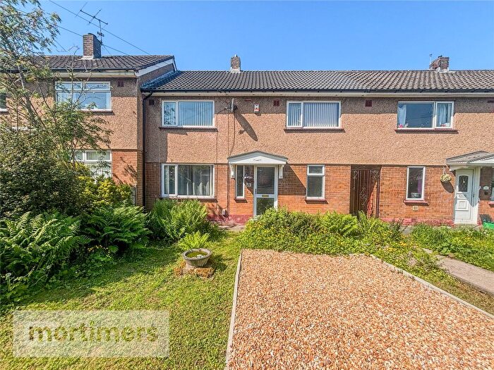 3 Bedroom Town House For Sale In Mowbray Avenue, Blackburn, BB2