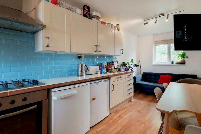 4 Bedroom Maisonette To Rent In Hungerford Road, Islington, London, N7