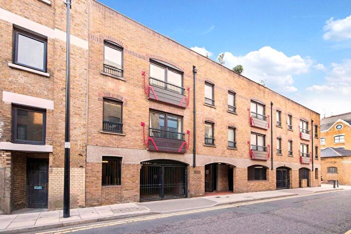 2 Bedroom Flat For Sale In Wapping Lane, Wapping, E1W
