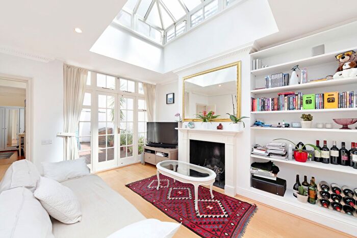 1 Bedroom Detached House To Rent In Cranley Gardens, South Kensington, London, SW7