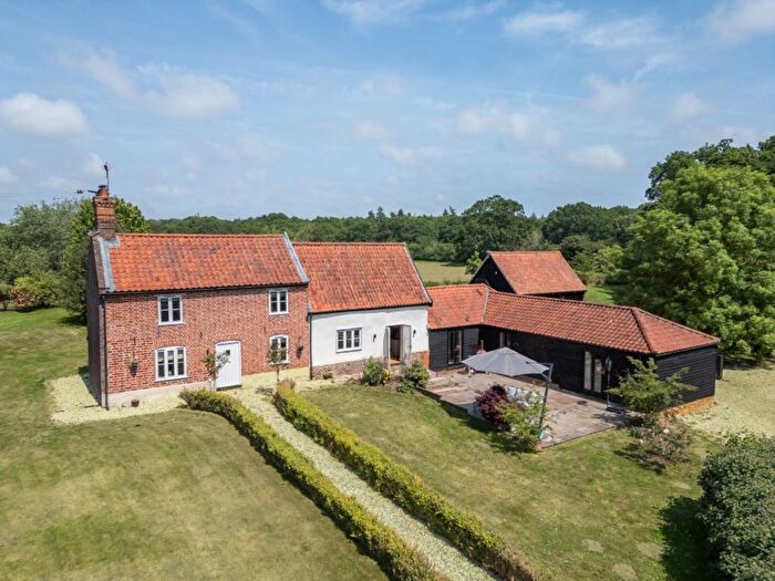 4 Bedroom Detached House For Sale In East Ruston Road, North Walsham, NR28