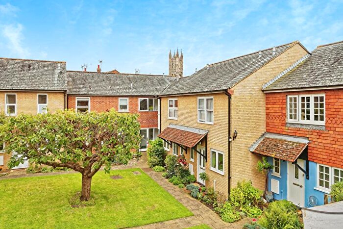 2 Bedroom Flat For Sale In Chantry Court, St. Radigunds Street, Canterbury, Kent, CT1