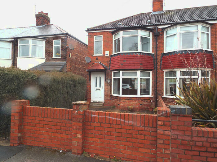 2 Bedroom End Of Terrace House To Rent In Wold Road, HU5