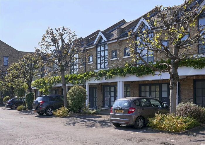 1 Bedroom Flat To Rent In Independent Place, Hackney, London, E8