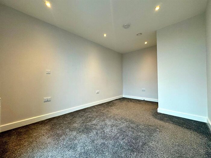 1 Bedroom Flat To Rent In Oldfield Rd, Salford, M5