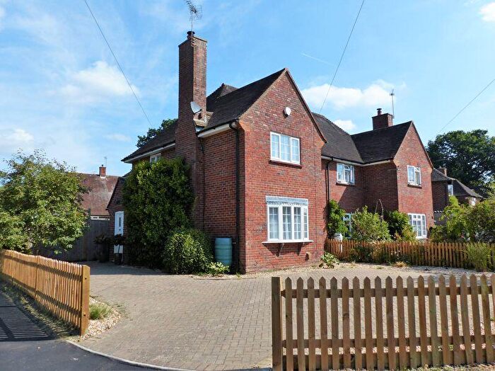 4 Bedroom Semi-Detached House For Sale In Glebe Road, Cranleigh, GU6