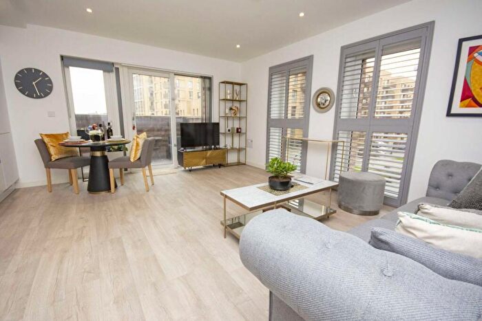 1 Bedroom Flat To Rent In Damsel Walk, London, NW9