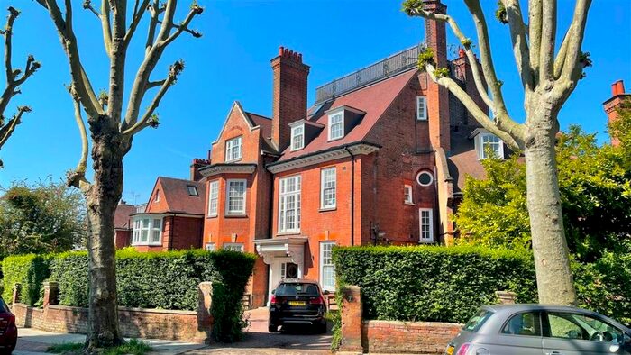 1 Bedroom Flat To Rent In Rosecroft Avenue, Hampstead, London, NW3