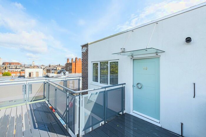 2 Bedroom Flat To Rent In Brondesbury Road, London, NW6