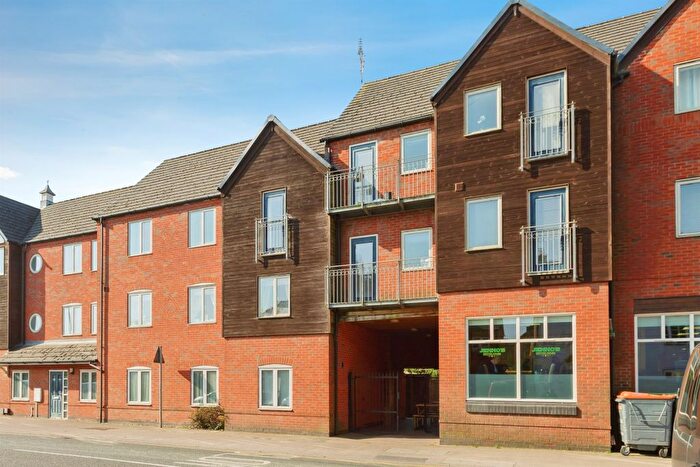 2 Bedroom Flat For Sale In Sycamore Street, Blaby, Leicester, LE8