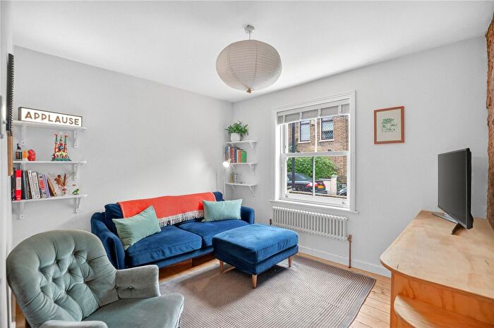2 Bedroom End Terrace House For Sale In Mayfield Road, Walthamstow, London, E17