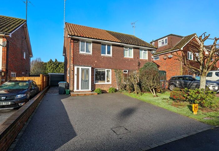 3 Bedroom Semi Detached House For Sale In Chichester Way, Burgess Hill, RH15