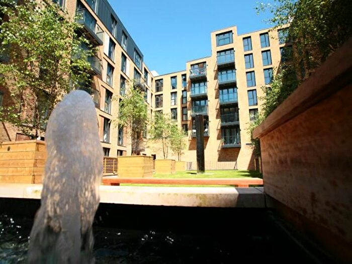 2 Bedroom Apartment To Rent In Southside, B5