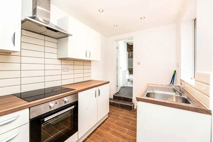 1 Bedroom Flat To Rent In Hinde Street, Sheffield, S4