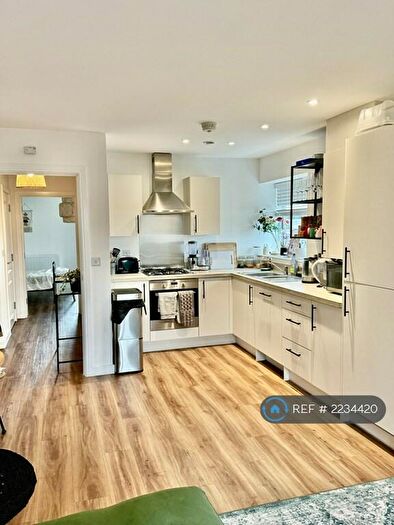 1 Bedroom Flat To Rent In Nightingale Way, Reading, RG30