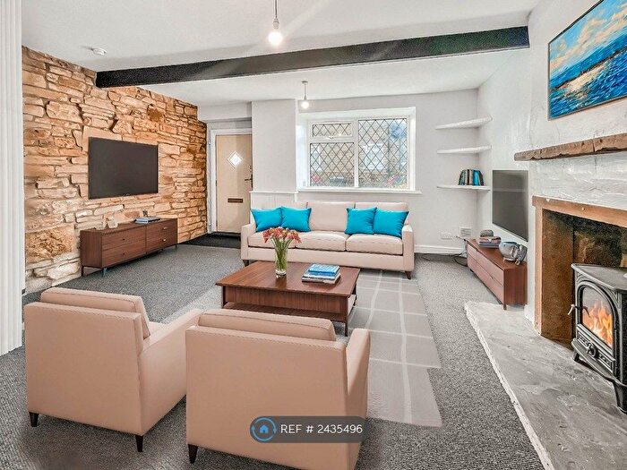 3 Bedroom Terraced House To Rent In Swinden Lane, Colne, BB8