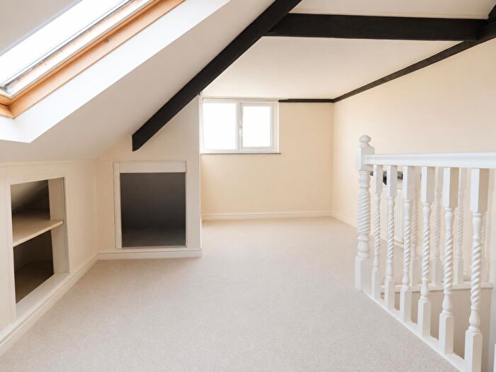 2 Bedroom Maisonette To Rent In Bishopsworth Road, Bedminster Down, Bristol, BS13