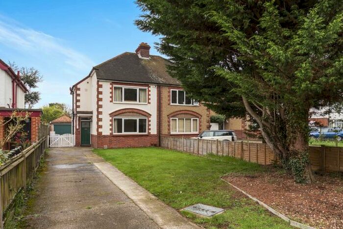 3 Bedroom Property To Rent In Beech Lane, Earley, Reading, RG6