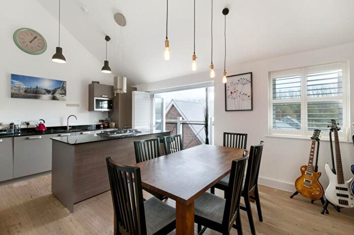 2 Bedroom Apartment To Rent In Shoesmith Lane, Kings Hill, West Malling, ME19