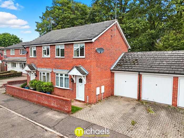 2 Bedroom Semi-Detached House For Sale In Hollymead Close, Colchester, CO4