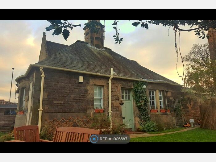 5 Bedroom Detached House To Rent In Dean Path, Edinburgh, EH4