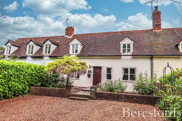 3 Bedroom Terraced House For Sale In Chatham Green, Little Waltham, CM3