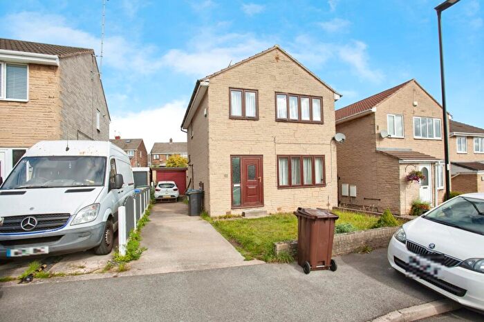 3 Bedroom Detached House For Sale In Taunton Avenue, Sheffield, South Yorkshire, S9
