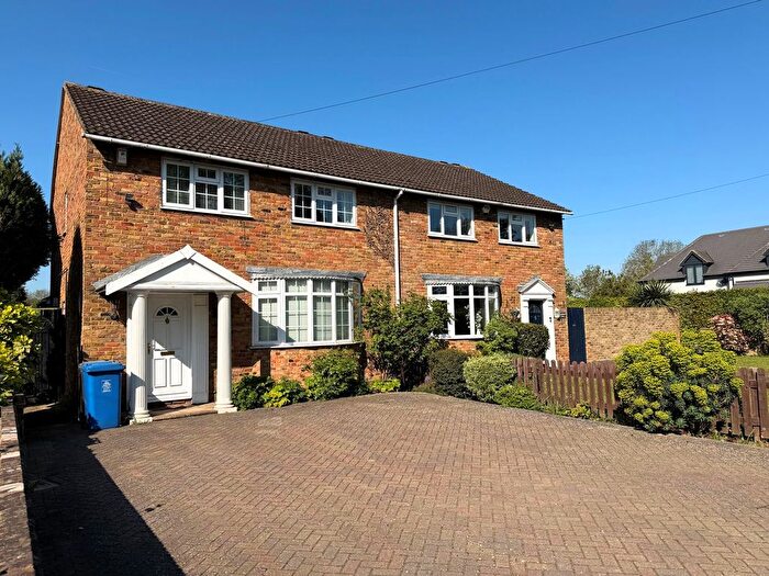 3 Bedroom Semi-Detached House For Sale In Slough Road, Datchet, Slough, SL3