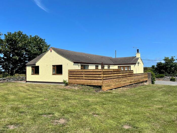 3 Bedroom Bungalow For Sale In Llanfair Yn Neubwll, Valley, LL65