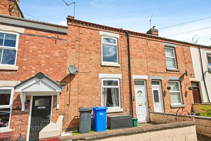 2 Bedroom Terraced House For Sale In Woods Lane, Burton-On-Trent, DE15
