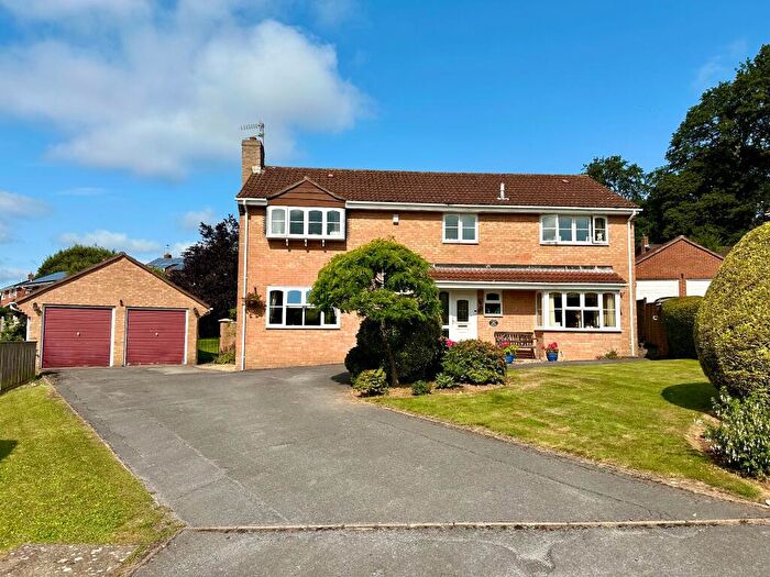 5 Bedroom Detached House For Sale In Wells Close, Exmouth, EX8