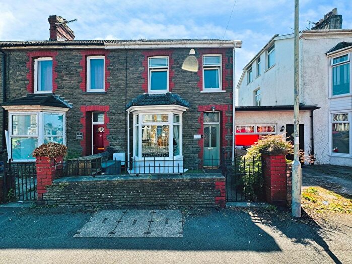 2 Bedroom End Terrace House For Sale In Acland Road, Bridgend, CF31