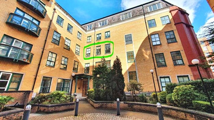 1 Bedroom Apartment For Sale In - Whitworth Street, Granby Village, Manchester, M1