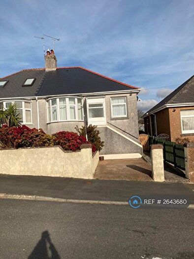 2 Bedroom Bungalow To Rent In Seacroft Road, Plymouth, PL5