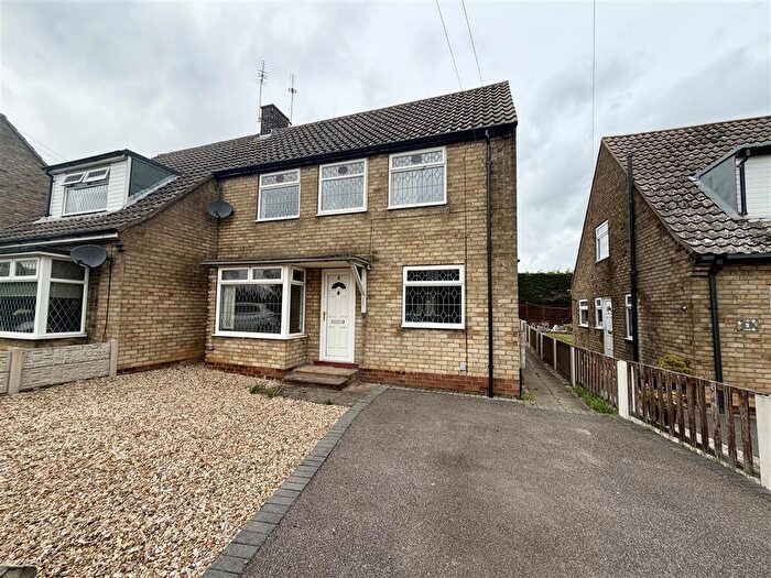 2 Bedroom Semi-Detached House To Rent In Pelham View, Hibaldstow, Brigg, DN20