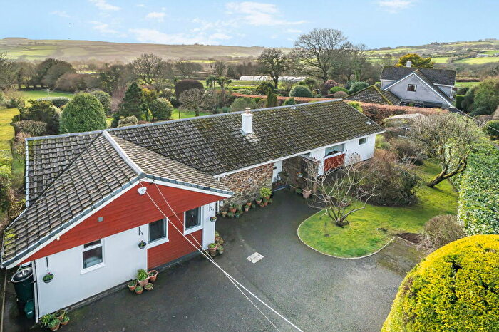 4 Bedroom Detached Bungalow For Sale In Rising Sun, Callington, PL17