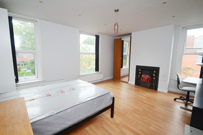 7 Bedroom Semi-Detached House To Rent In Burton Road, West Didsbury, Manchester, M20
