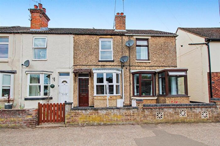 2 Bedroom Terraced House For Sale In Oundle Road, Thrapston, NN14