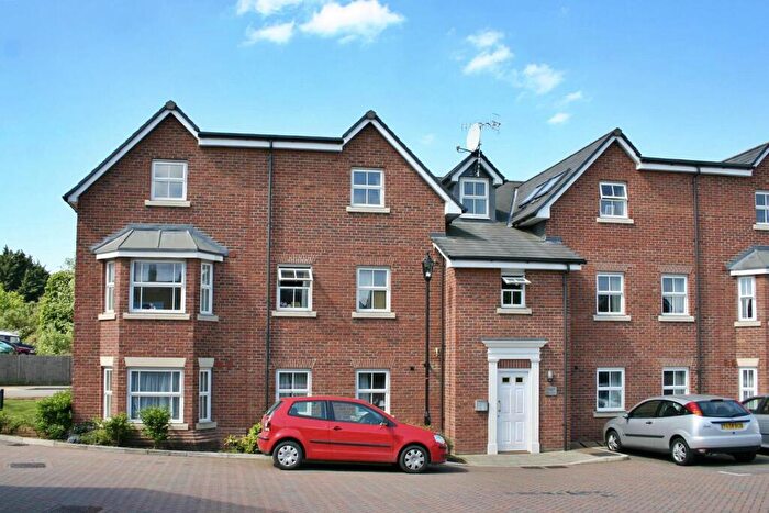 1 Bedroom Apartment To Rent In Augustine Court, Spire View, SP2