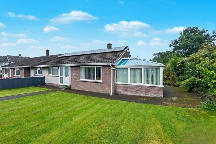 3 Bedroom Semi-Detached Bungalow For Sale In Newlands Park, Dearham, Maryport, CA15